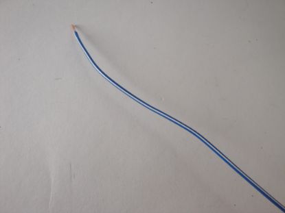 PictureAltAttribute - 33392-kabel-blauwwit-JPG